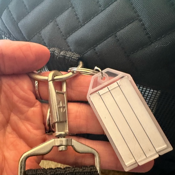 Sherpa deluxe medium airline approved pet carrier black herringbone EUC - Picture 6 of 15